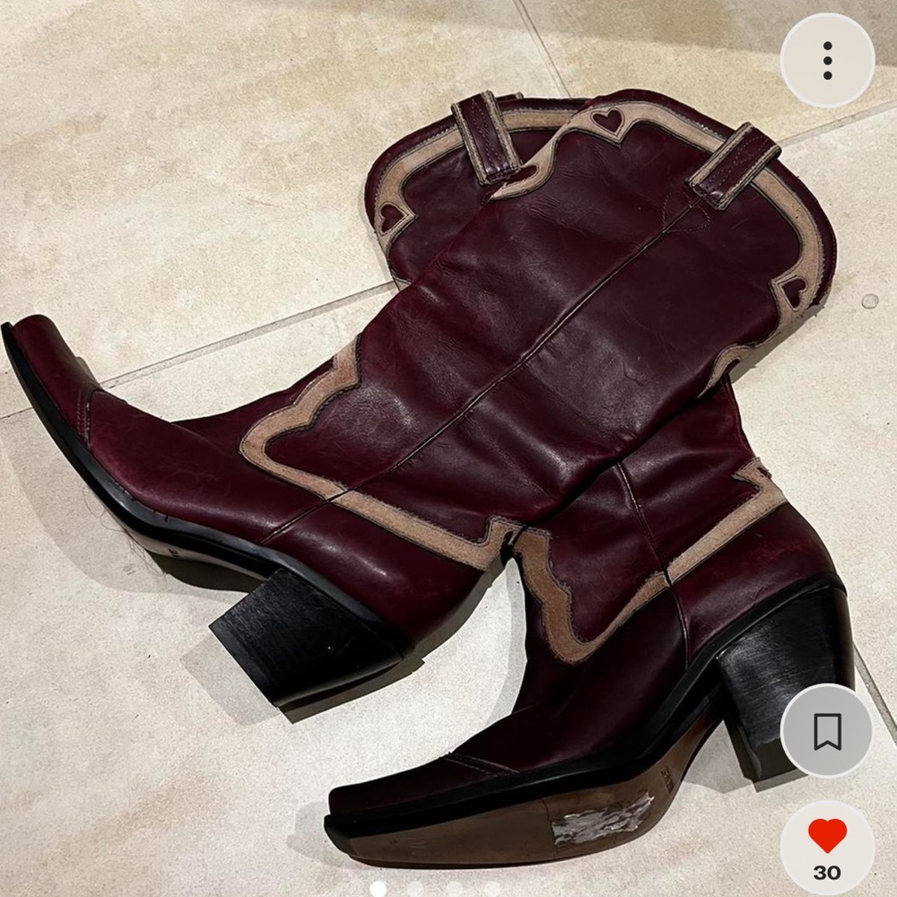 Burgundy Cowboy boots with heart details